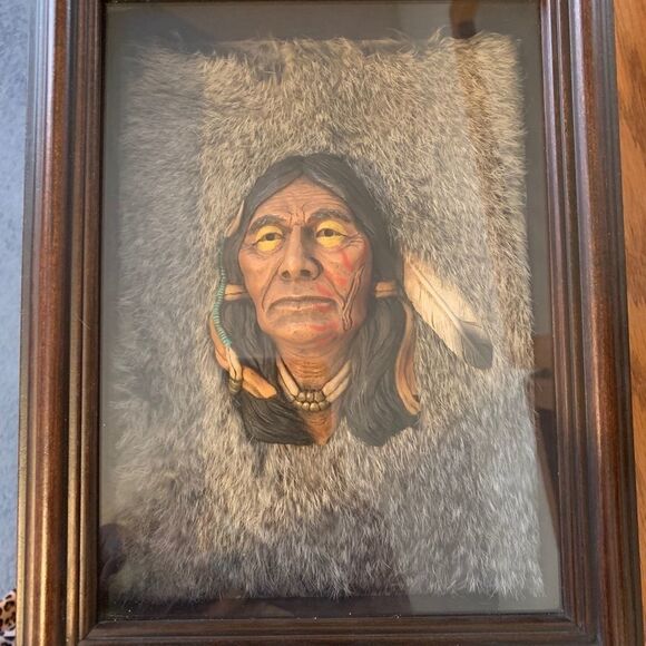 Neil Rose Native American Ceramic Sculpture Shadowbox “Grey Owl” - Picture 5 of 13